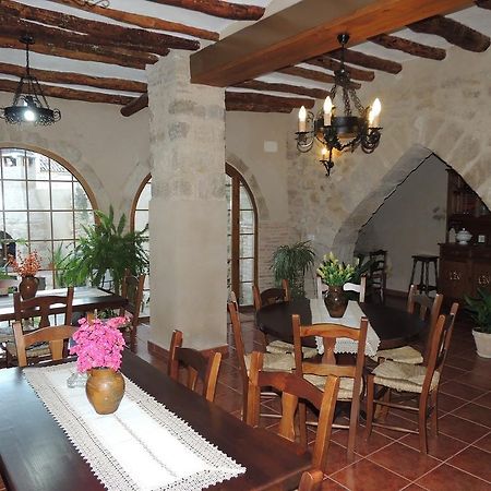 Las Bodegas Del Gilo Guest House Valdealgorfa Ngoại thất bức ảnh