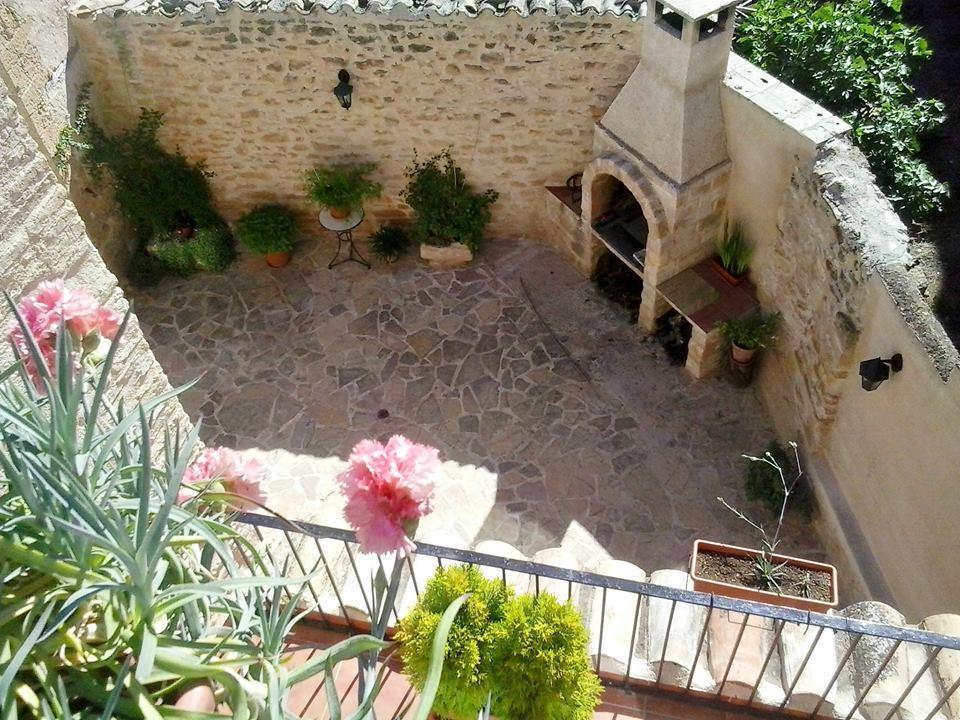 Las Bodegas Del Gilo Valdealgorfa Phòng bức ảnh